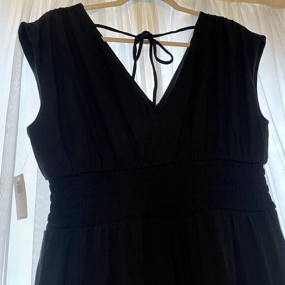 Women's NWT Old Navy Wide-leg Jumpsuit in Black Size M - Picture 5 of 5